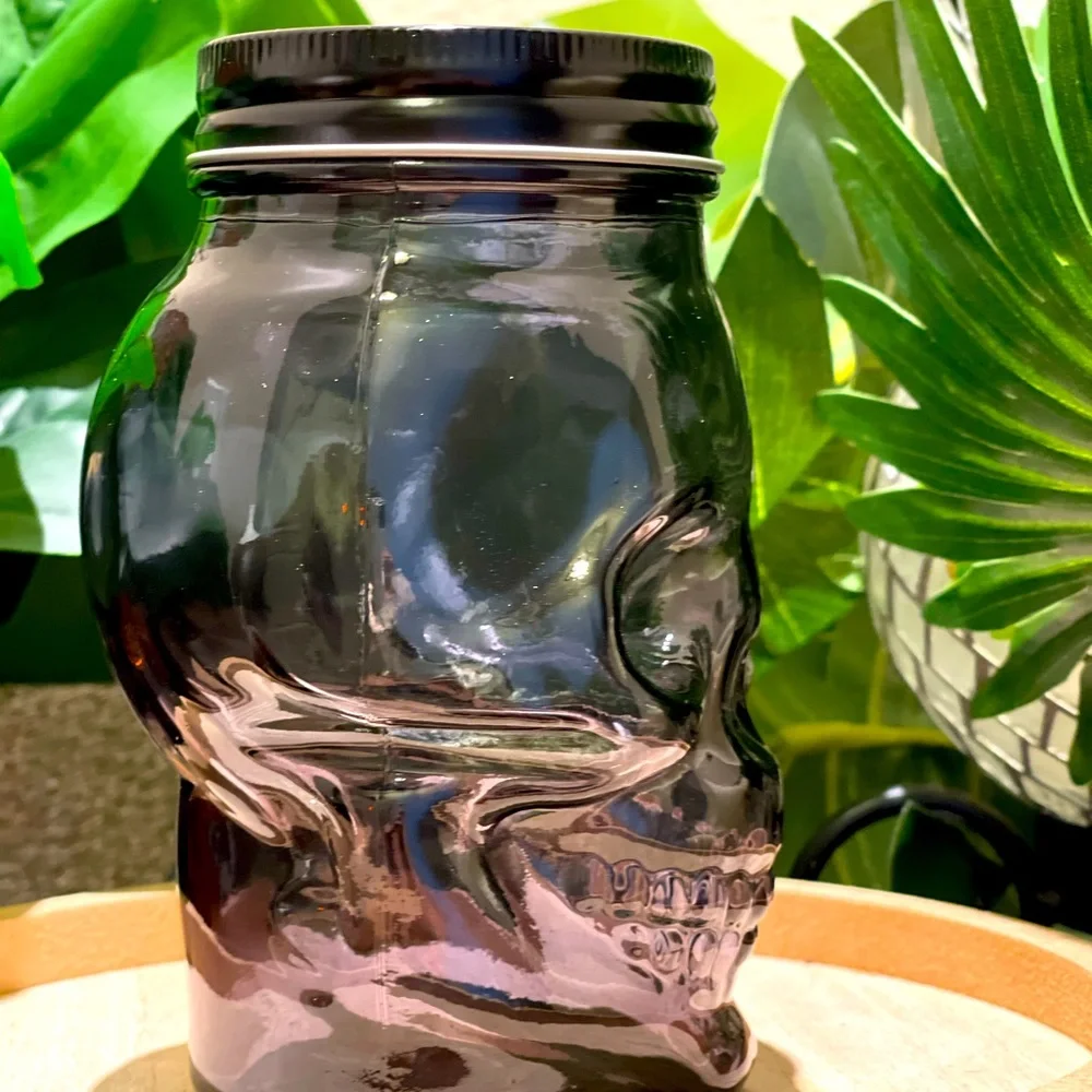 TARGET BULLSEYE BLACK SKULL GLASS JAR 1CT
